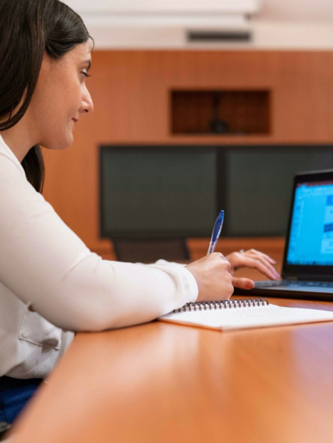 thisisengineering-raeng-1dwyU46p7eE-unsplash-2000x1125